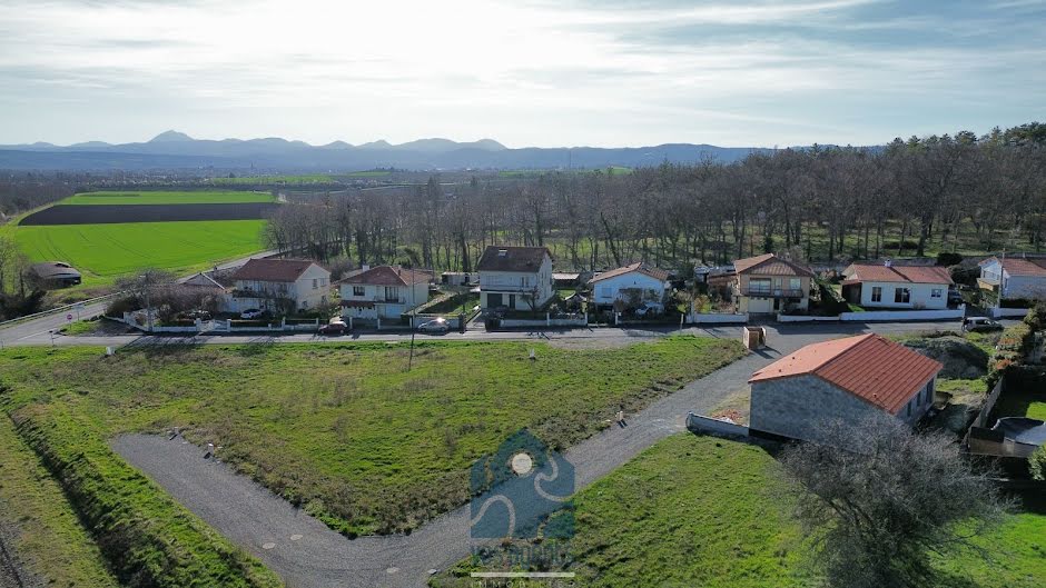 Vente terrain  504 m² à Pessat-Villeneuve (63200), 68 000 €