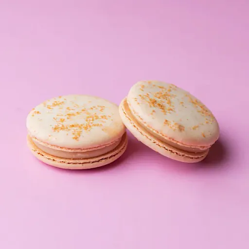 Eggless Biscoff Macaron (Box Of 1, 3, 6, 12)