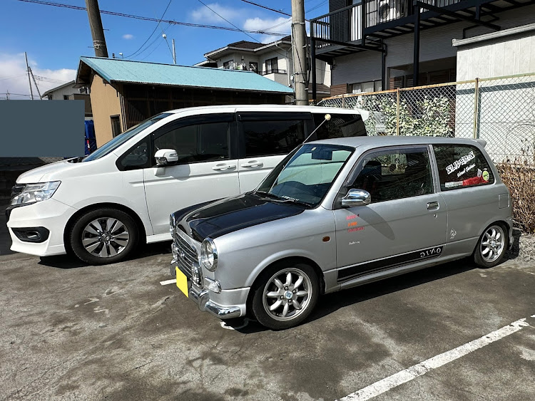 ミラのおはようございます😄・駐車場って🅿️・梅雨はどこいった？・熱中症に注意に関するカスタム事例の投稿画像1枚目