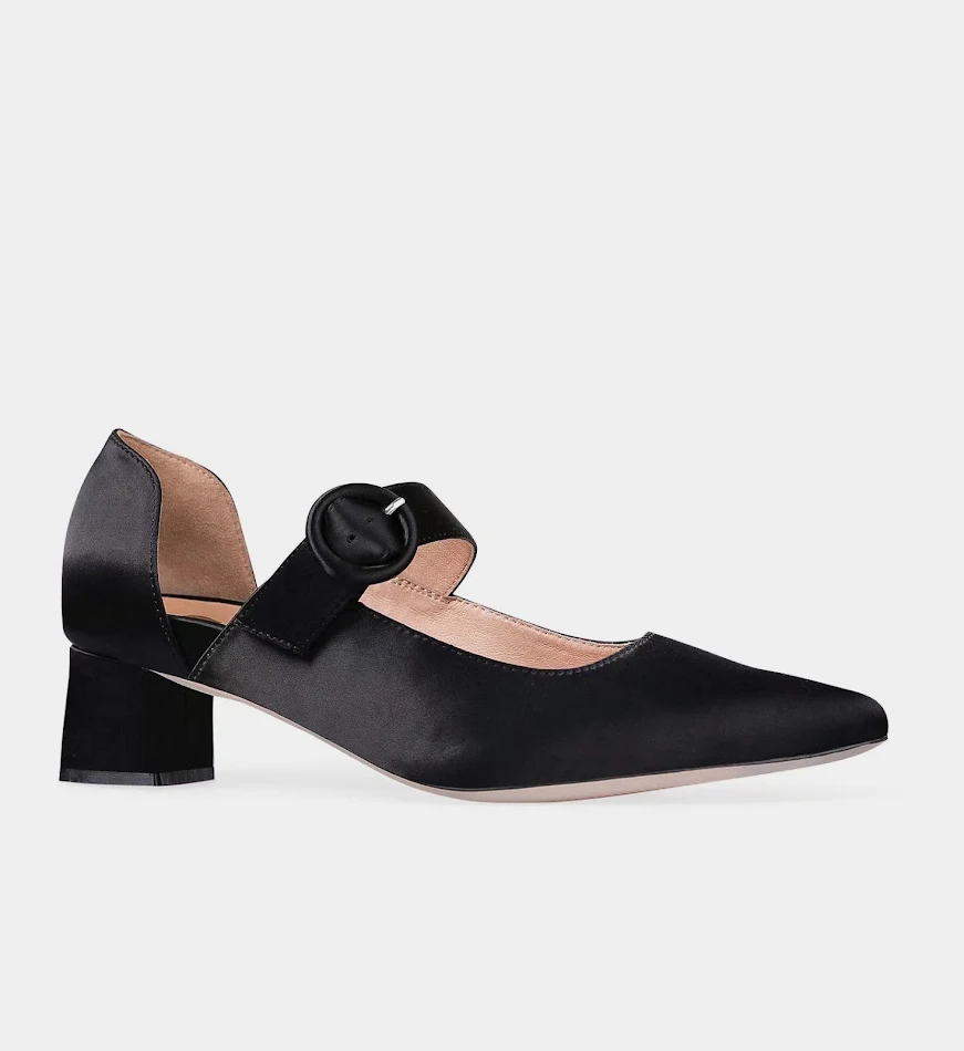 Kunstmatige PU puntige effen kleur lage Baotou schoenen met dikke hak. Kleine schoenen voor comfortabele en stijlvolle looks.