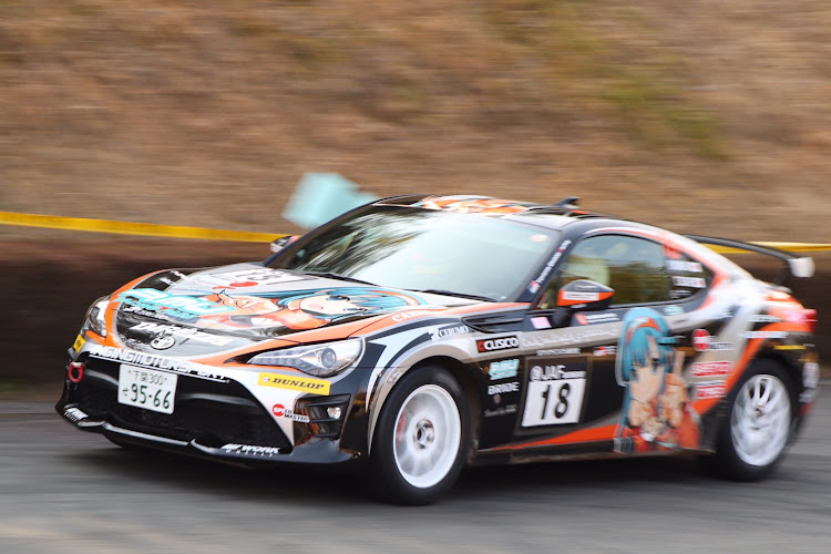 WRX STIの新城ラリー2019・一眼修行の旅・いろんなラリーカーが♪・デザインも勉強になる・駐車場も侮れないに関するカスタム事例の投稿画像21枚目