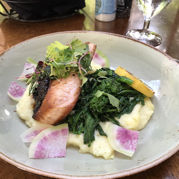 Salmon, mashed potatoes and sautéed spinach- so good!!