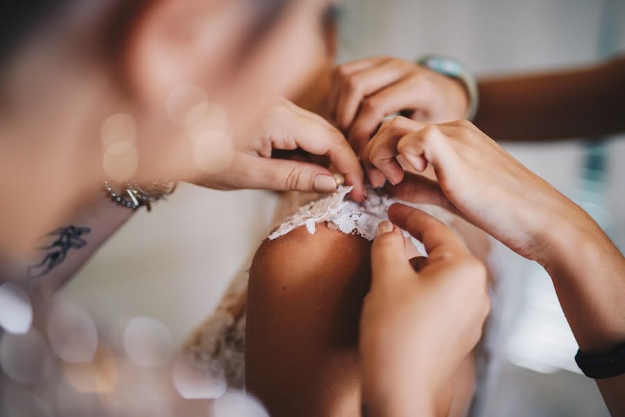 Fotografo di matrimoni Silvia Pietrantoni (officina). Foto del 20 gennaio 2019