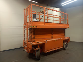 Picture of a JLG 153-12