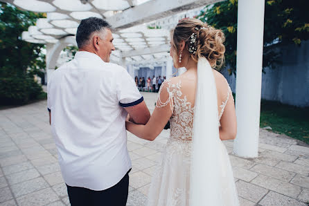 Fotografo di matrimoni Aleksandr Suprunyuk (suprunyuk-a). Foto del 29 settembre 2019