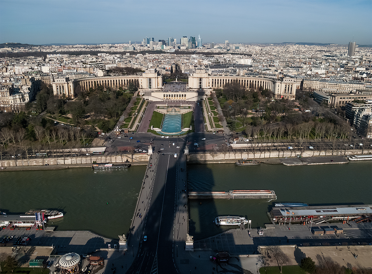 L'ombra della TE sulla città di angart71