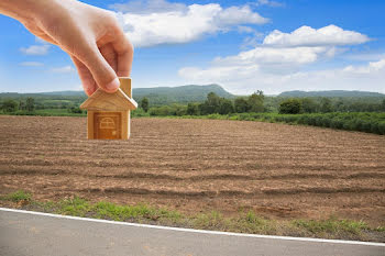 terrain à Montigny-sur-l'Ain (39)