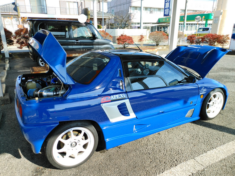 AZ-1のマツダスピード・洗車・オイルキャッチタンク・ガルウイングに関するカスタム事例の投稿画像2枚目