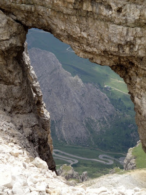 dalla vetta la strada di luthol