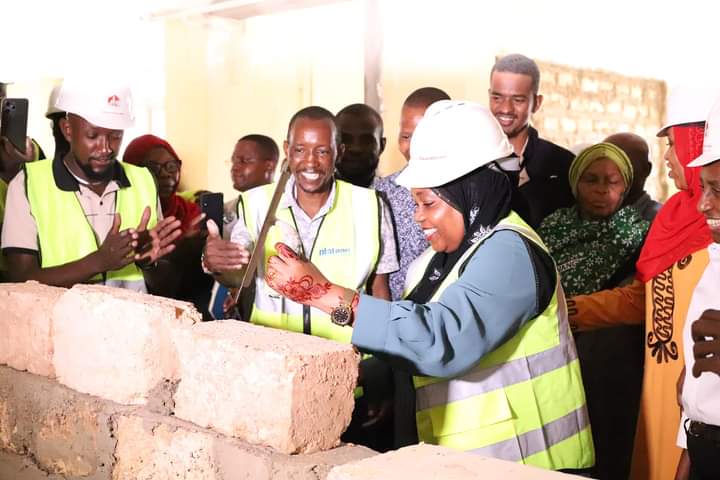 Governor Fatuma Achani lays a foundation stone for the construction of the newborn unit at Msambweni County Referral Hospital in Kwale county on Friday, April 26, 2024.