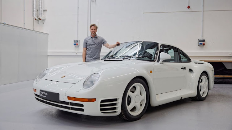 Nick Heidfeld with his beautifully restored Porsche 959 S.