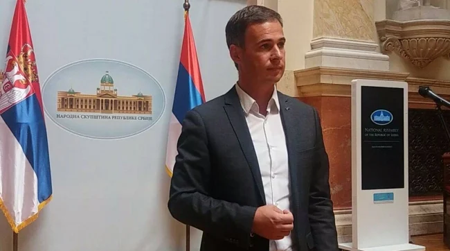 Aleksić: Vlast 'mrcvari' Skupštinu umesto da ispuni zahteve protesta 'Srbija protiv nasilja'