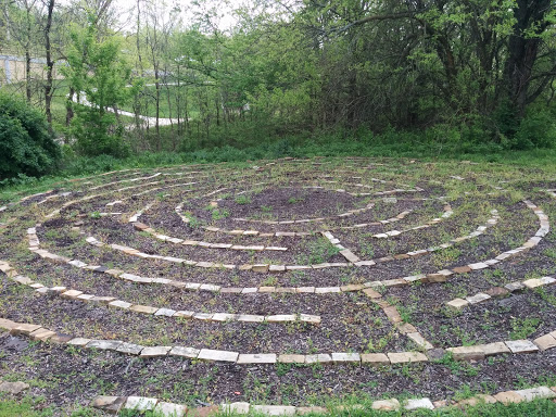 Stone Maze