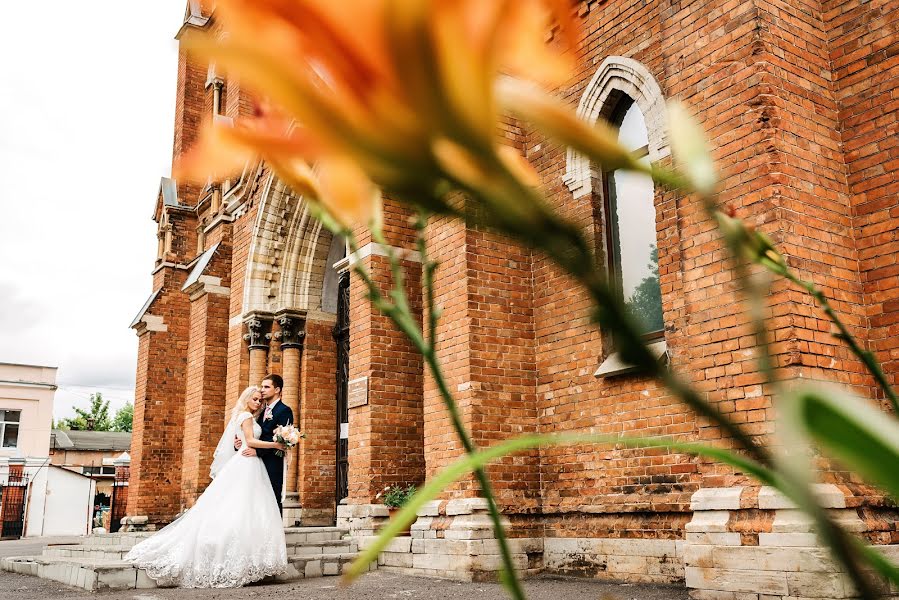 Fotografo di matrimoni Olga Bulgakova (obulgako). Foto del 1 novembre 2019