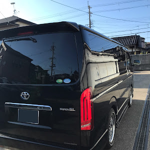 ハイエースバン TRH200V