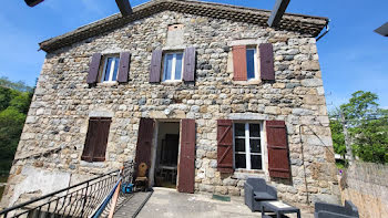 maison à Le Cheylard (07)