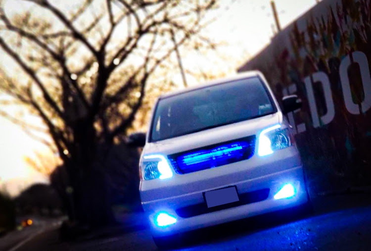 ノアの洗車・夕日と愛車に関するカスタム事例の投稿画像1枚目