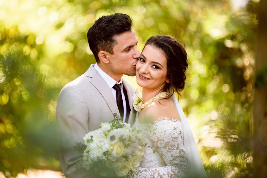 Fotografo di matrimoni Florentin Drăgan (florentindragan). Foto del 24 aprile 2020