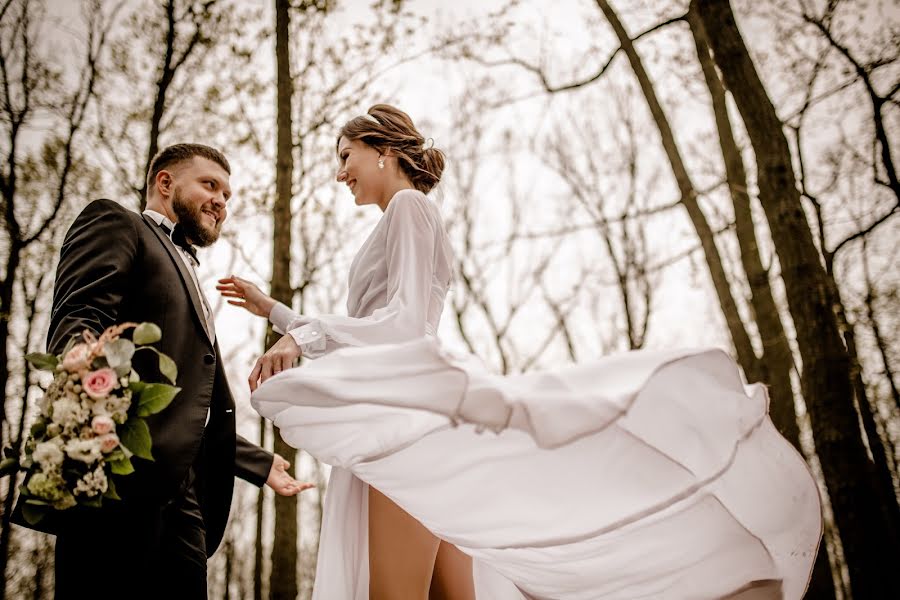 Fotografo di matrimoni Elizaveta Samsonnikova (samsonnikova). Foto del 14 maggio 2020