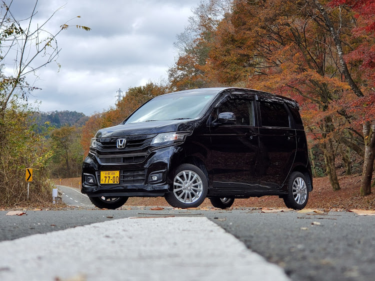 N-WGN カスタムの京都府・京丹波町・目指せPickUpCars・前から撮りたかった撮り方！・コロナに負けるな・残り少ない紅葉！に関するカスタム事例の投稿画像3枚目