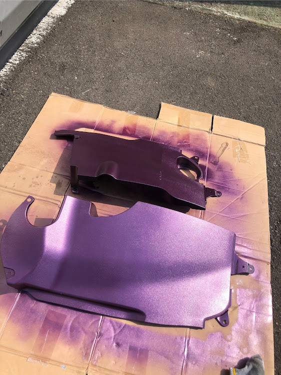 クラウンアスリートの不正改造車取締月間・青空塗装・ＤＩＹ作業・楽しい時間・カバー紫色化に関するカスタム事例の投稿画像2枚目