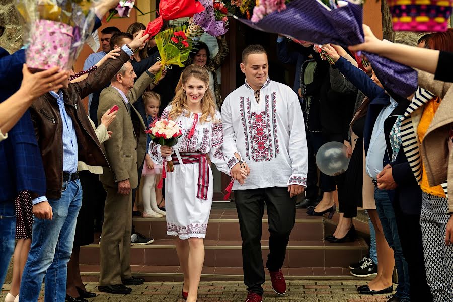 Kāzu fotogrāfs Radu Razvan Anton (rafotostudio). Fotogrāfija: 11. februāris 2021