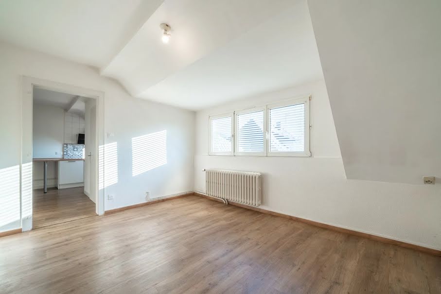 Location  appartement 2 pièces 40.1 m² à Sessenheim (67770), 680 €