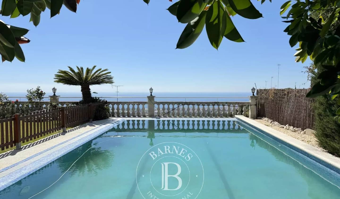 House with pool and terrace Mataró