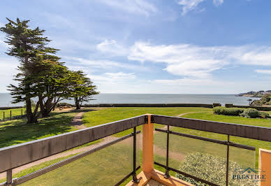 Apartment with terrace 1