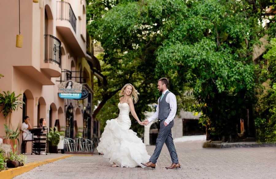 Fotografo di matrimoni Cynthia Bettencourt (bettencourt). Foto del 9 maggio 2019