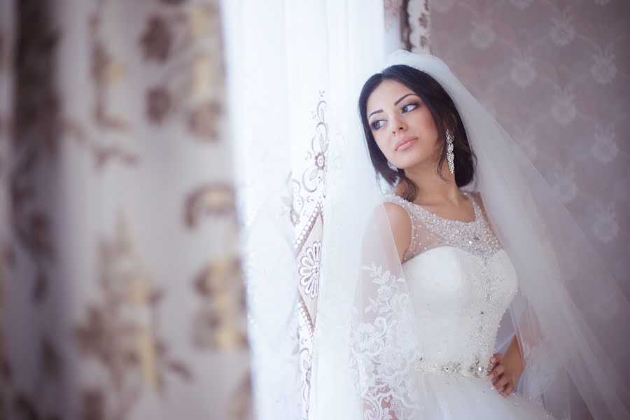 結婚式の写真家Suren Khachatryan (dvstudio)。2014 10月3日の写真