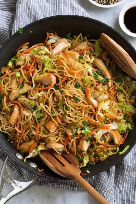 Egg Chicken Noodles