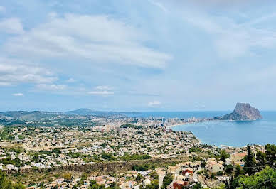 Villa avec piscine et terrasse 5