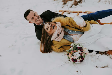 Fotógrafo de casamento Marek Zalibera (zalibera). Foto de 2 de março 2022