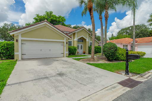 Property with pool 2