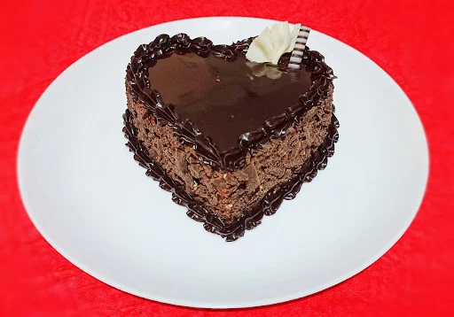 Mini Dbc Heart Cake [pure Eggless 350 Gms]