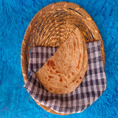 Tawa Ajwain Paratha Laccha