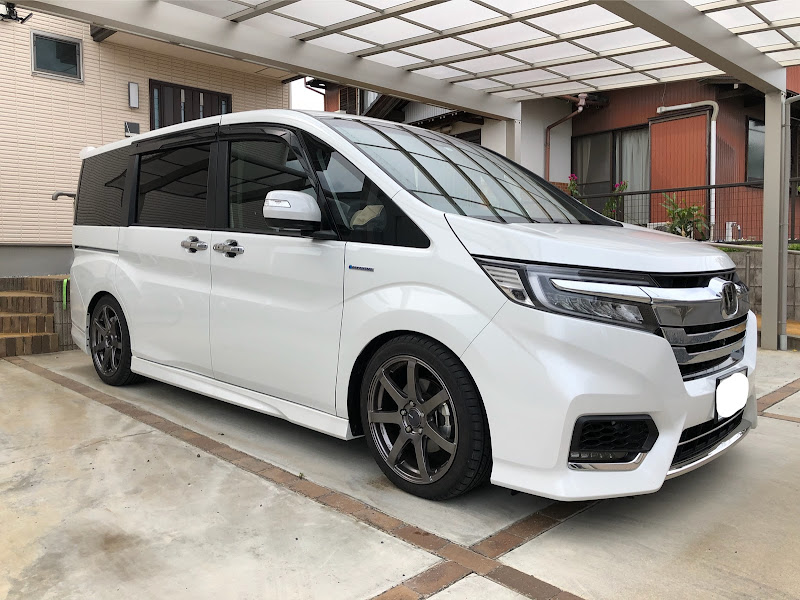 ホンダ ステップワゴン RP 用車高調 美品 TEIN