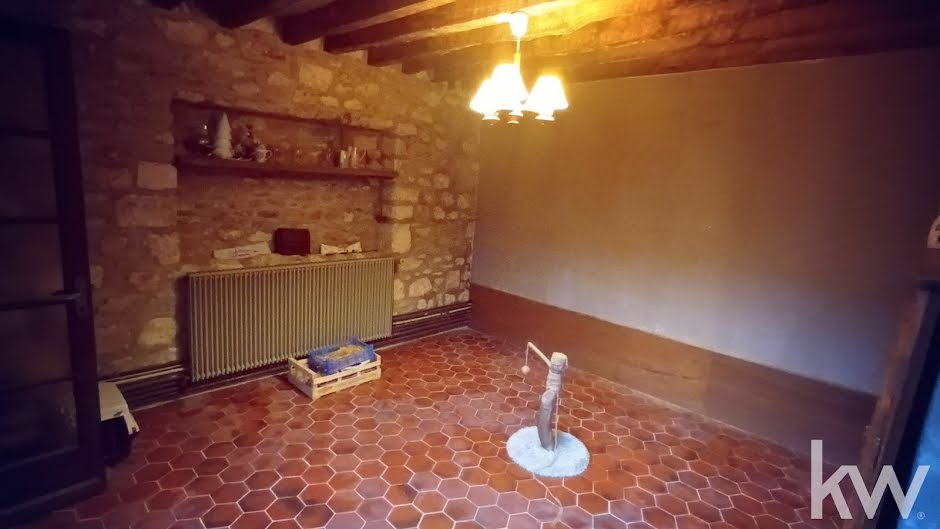 Vente maison 6 pièces 107 m² à Morienval (60127), 148 000 €