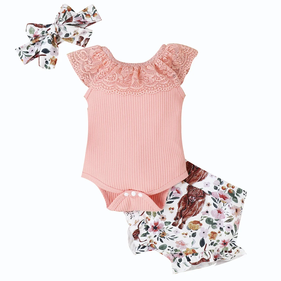Effen mouwloze romper met print en kanten short voor baby's. Ideaal voor de zomer, comfortabel en stijlvol voor je kleintje.