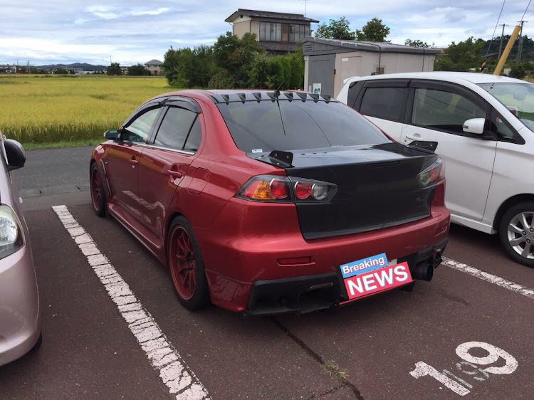 ランサーエボリューションのランサーエボリューションＸ・GTウィング・フロントリップスポイラーに関するカスタム事例の投稿画像1枚目
