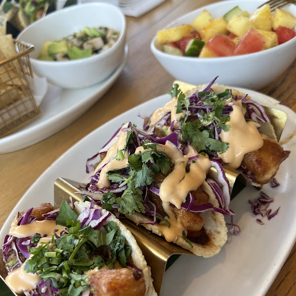 GF/DF Fieh Tacos, guac with plantains, bario fruit bowl