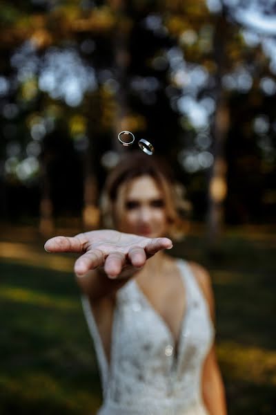 Fotógrafo de casamento Dzhoni Efimov (julus). Foto de 2 de outubro 2017