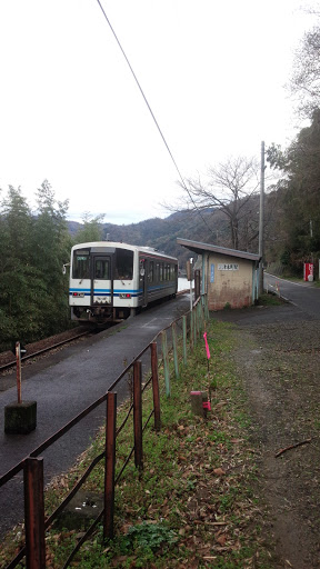 江津本町駅