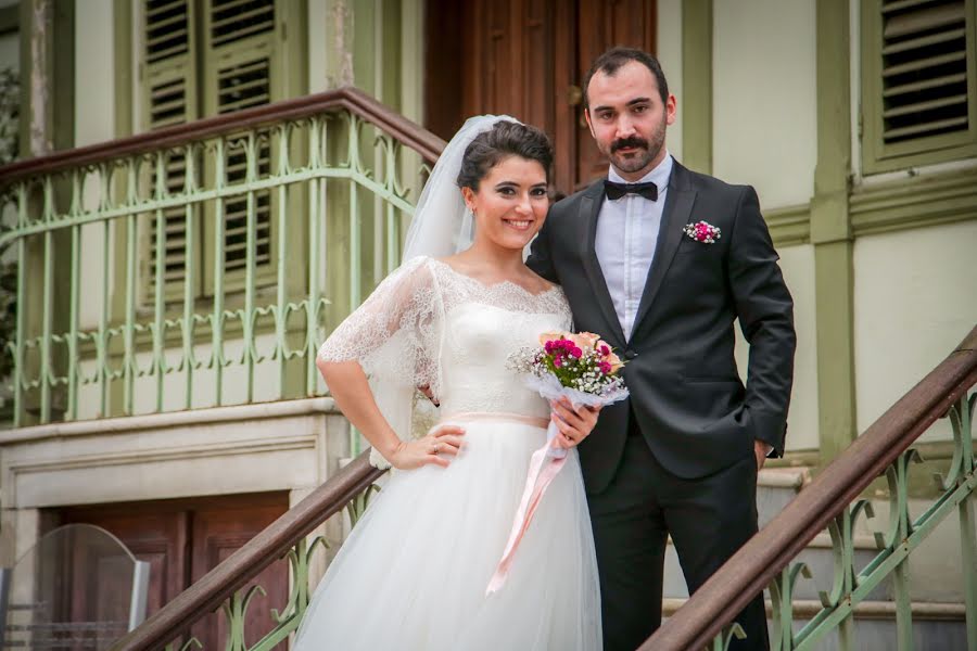 Fotógrafo de casamento Fatih Oeger (atelier42). Foto de 6 de agosto 2018