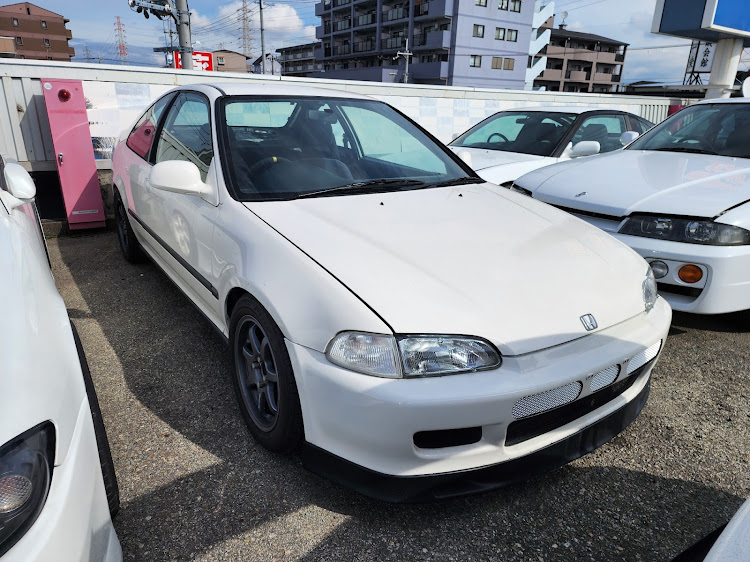 TOMO-vicさんが投稿した車高調整・シビッククーペ・シビック・ホンダに関するカスタム事例の投稿画像1枚目