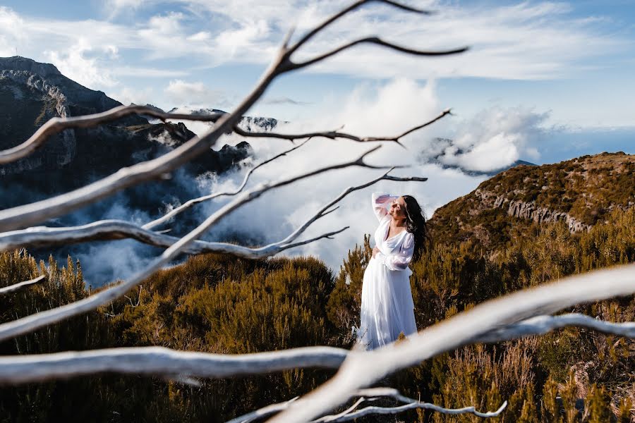 Fotografo di matrimoni Denis Osipov (svetodenru). Foto del 14 maggio 2021