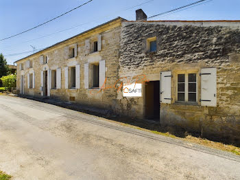 maison à Plassay (17)