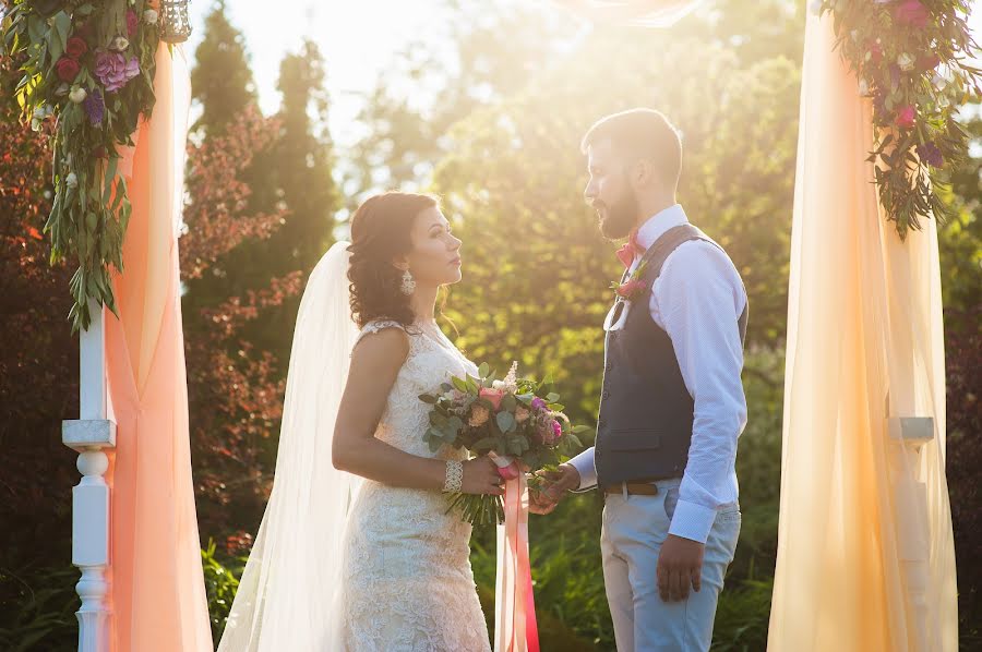 Fotógrafo de bodas Aleksandr Lipa (alexlypa). Foto del 4 de agosto 2017