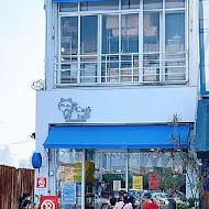 貓尾巴麵包店